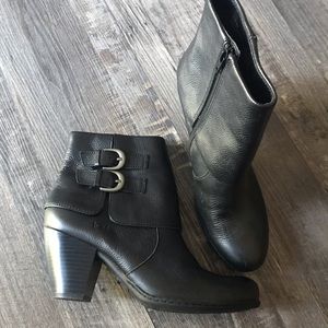 Women’s b.o.c Leather Booties